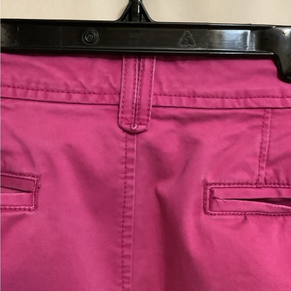 Old Navy pink mini skirt - Picture 4 of 9